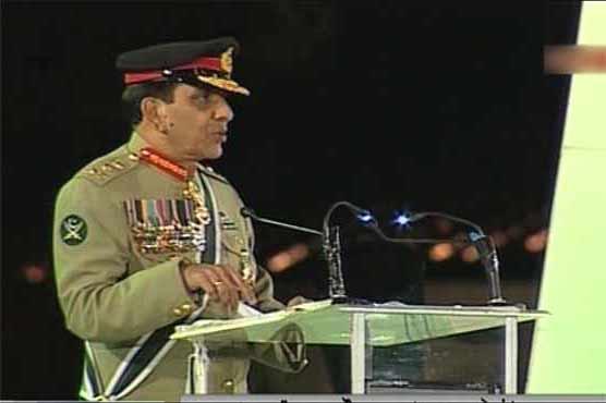 Kayani vows to be committed to democratic system