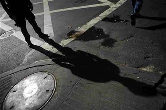 Thieves stealing manhole covers in New York City, utility 