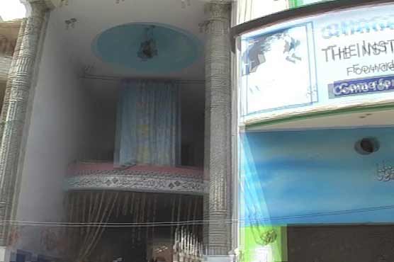 Shakargarh: 7 students die as school roof collapses