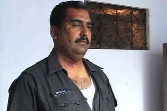 Lawyers torture policeman at sessions court