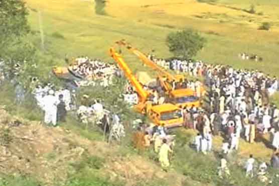 4 killed in bus accident in Mansehra 