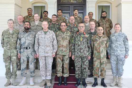 NATO commander meets Pak, Afghan Army chiefs
