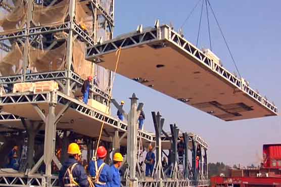 China builds 3-story building in a week