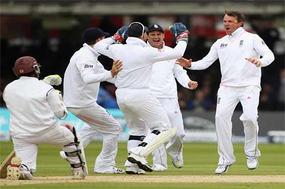England snare Chanderpaul at last