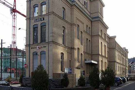 Huge Zurich factory to be moved 60 metres 