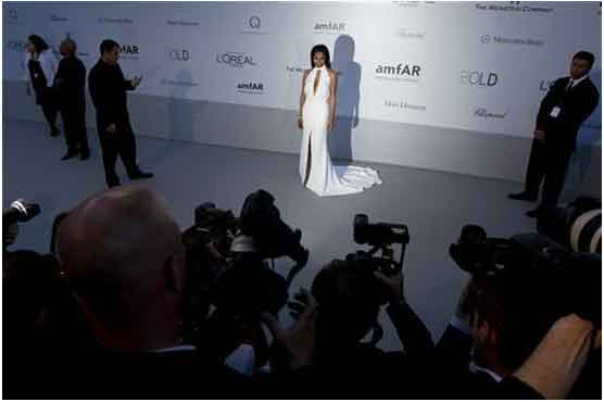 Jackson shows off new curves in the French Riviera