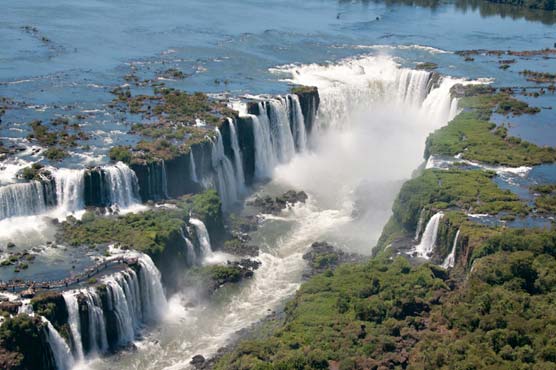 Iguazu Falls named among new seven wonders