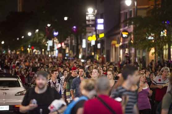 Quebec students, government resume negotiations