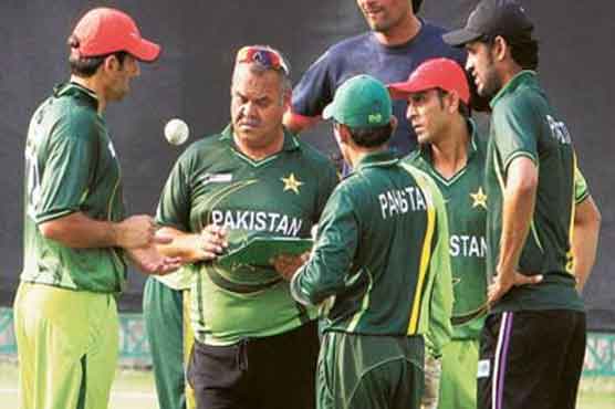 Resurgent Pakistan eye Sri Lanaka scalp 