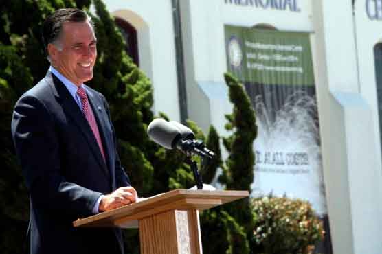 Romney on brink of clinching Republican nomination