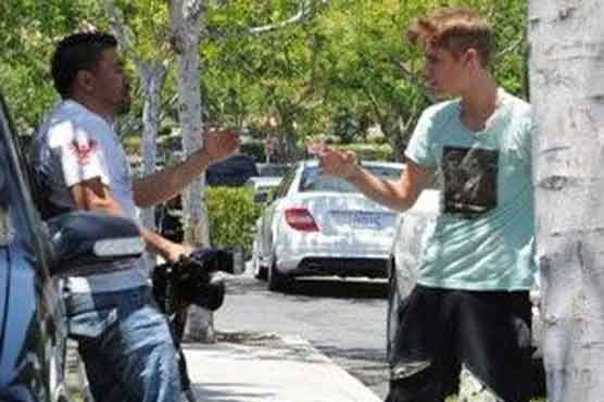 Bieber accused of battering man 