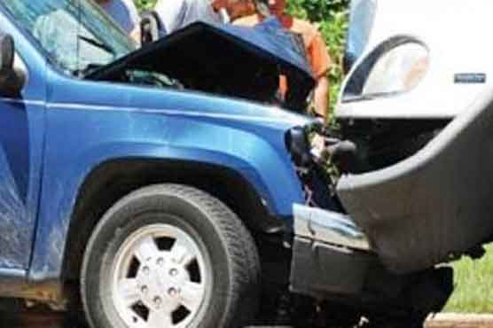 Bangladesh road accident kills 12 people