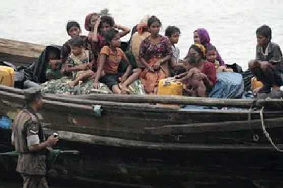 Bangladesh: Search on for 130 missing refugees after boat sink 