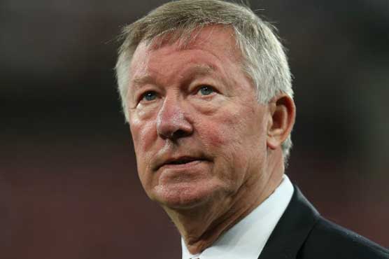 Ferguson defends ref Clattenburg in 'racism' row