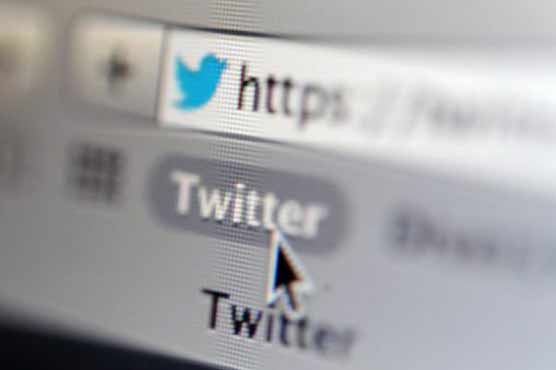 'Twitter bombs' may deliver late election surprise