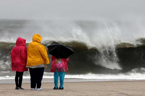 New York schools to reopen as temperatures plunge