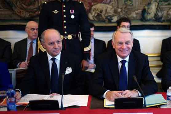 France to give businesses $25 billion tax break