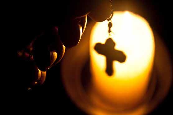 Man who lost leg in crucifix fall sues church 