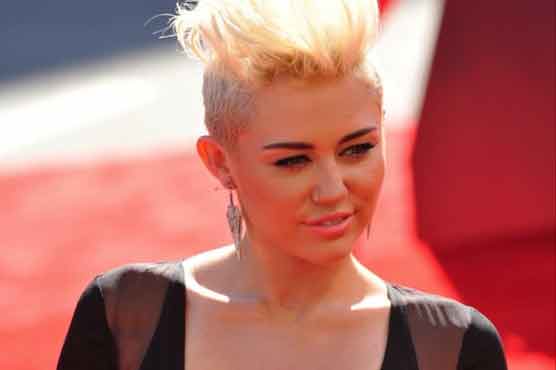 Miley Cyrus slams reports of having several weddings