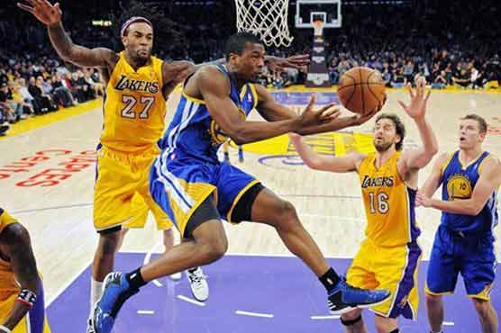 Lakers down Warriors 101-77 after Brown's firing 