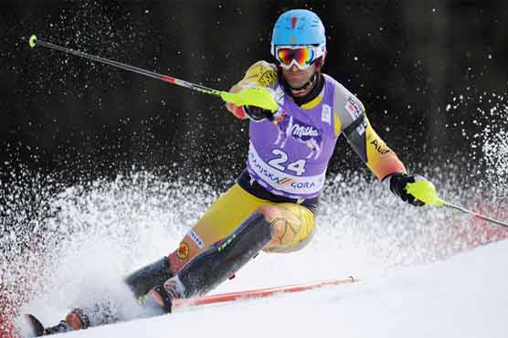 Myhrer leads after 1st run of WCup slalom 