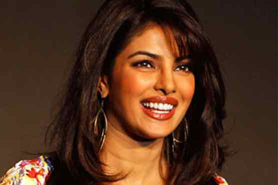 Bollywood Stars share special childhood moments