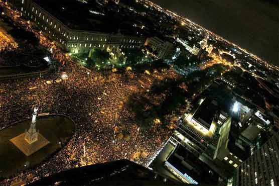 Massive anti-austrity protest floods Madrid