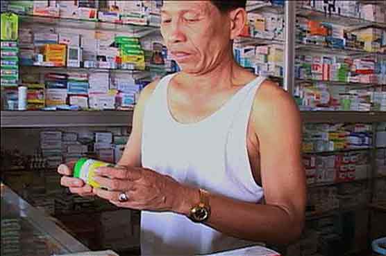 Cambodia of serious corruption in malaria fight