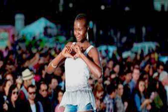 Mexico City holds fashion show on main square