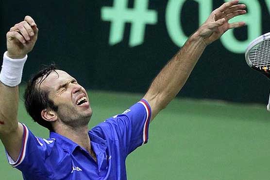 Czechs beat Spain to secure gripping Davis Cup win