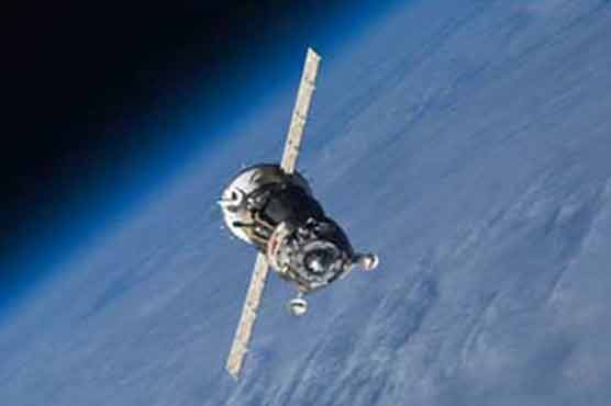 Three ISS crew return to Earth in Russian capsule