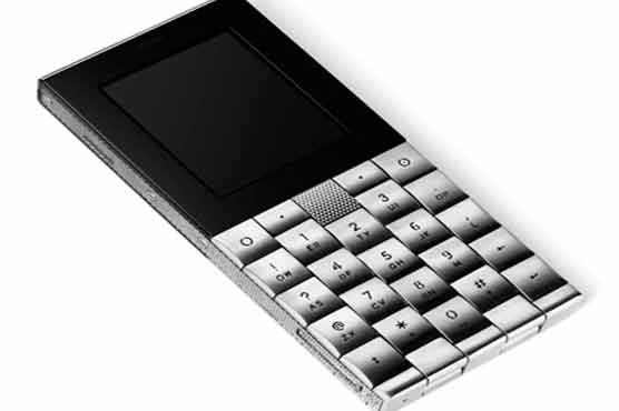 ‘Cell phone use by police during duty be banned’