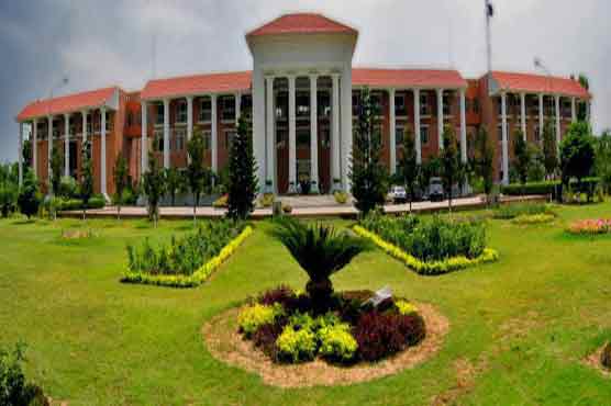  Autumn festival in Arid Agriculture University today