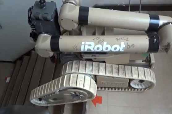 Toshiba unveils new robot for nuclear reactor 