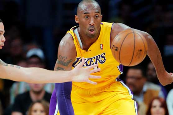 Lakers hold off Nets 95-90, win D'Antoni's debut