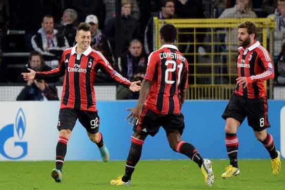 AC Milan beats Anderlecht 3-1, advances in CL 