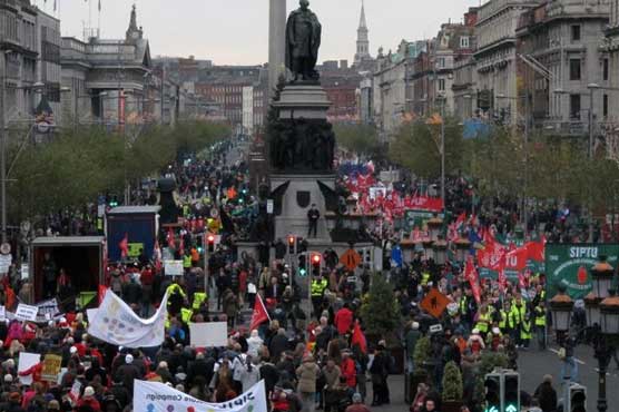 10,000 march in Dublin against next Irish budget