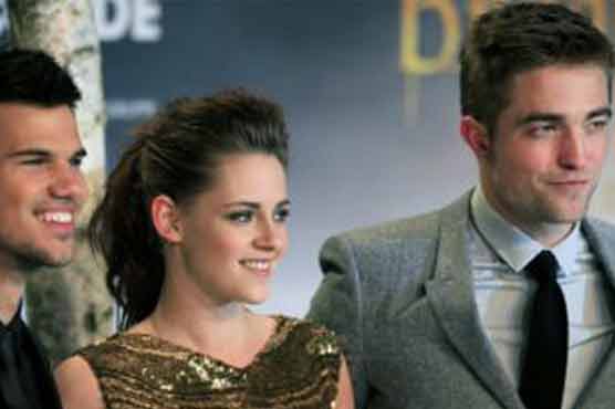 'Twilight,' Bond, 'Lincoln' lead record weekend 