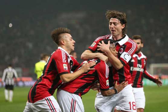 Milan beats Juventus 1-0 after disputed penalty