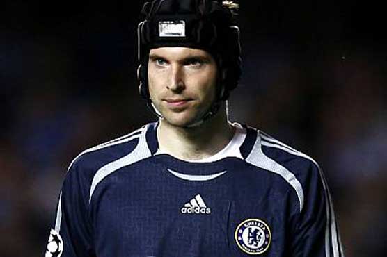 Cech urges patience ahead of Chelsea's derby clash