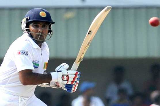 Sri Lanka 107-5 in reply to New Zealand's 412