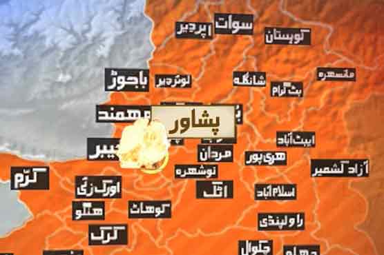 Blast hits police van in Peshawar, one injured
