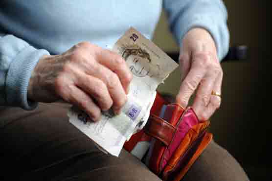 UK firms asked to pay into workers pension schemes