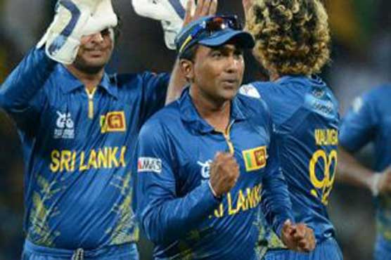 Sri Lanka switch captains to avoid ban 