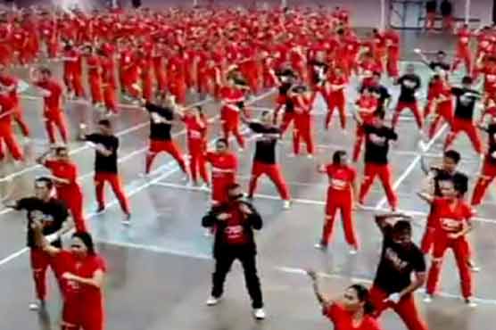 'Gangnam Style' comes to famous Philippine prison