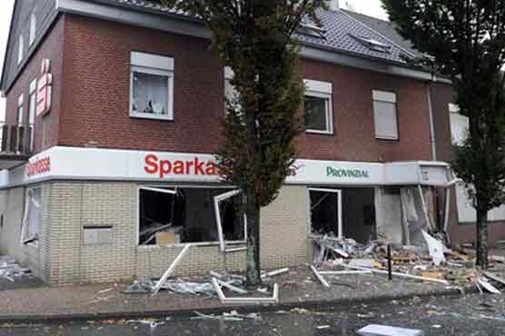 Robbers blow up entire bank in bungled ATM raid