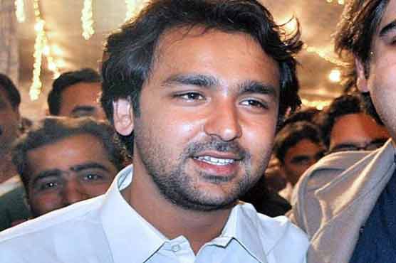 Nawaz not a national leader, Imran a juggler: Musa 