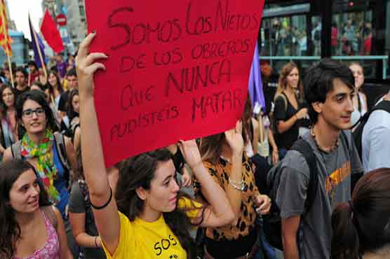 Markets lift up after US jobs figures 