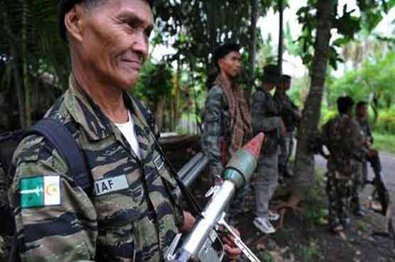 200 Muslim rebels reach Manila for peace pact