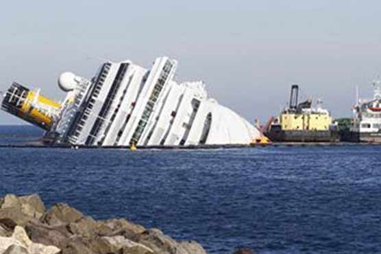 Italy holds hearings into Costa Concordia